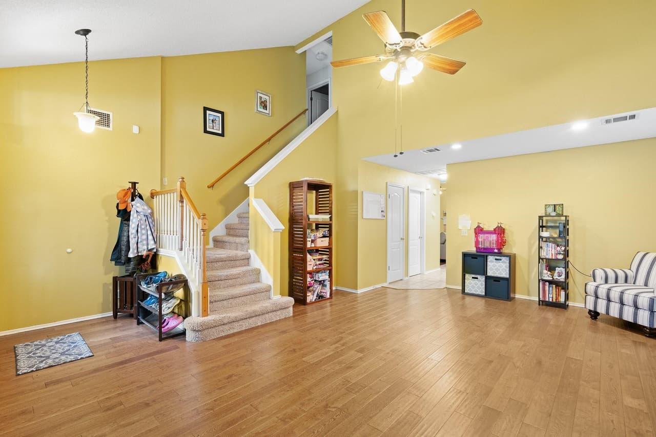 12900  Medina River Way photo 5