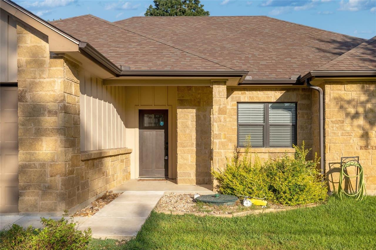 122 N Pohakea Dr photo 2