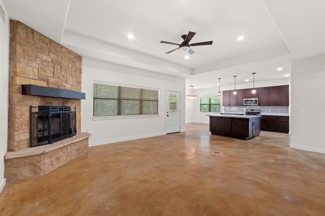 122 N Pohakea Dr photo 3