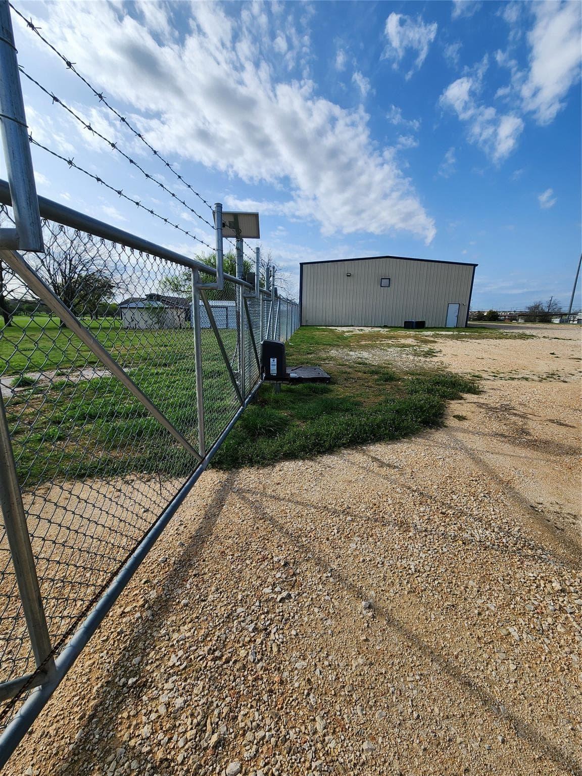 1742  Rowe Loop photo 6