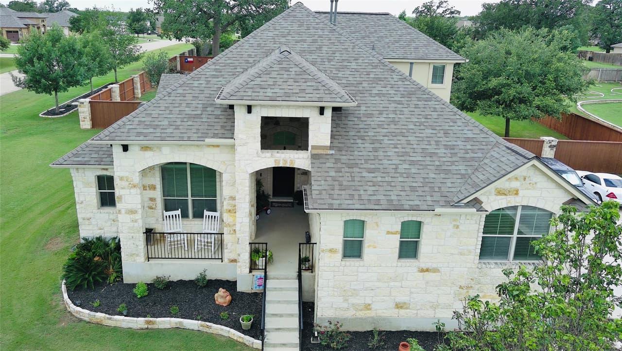 102  McCoy Cir