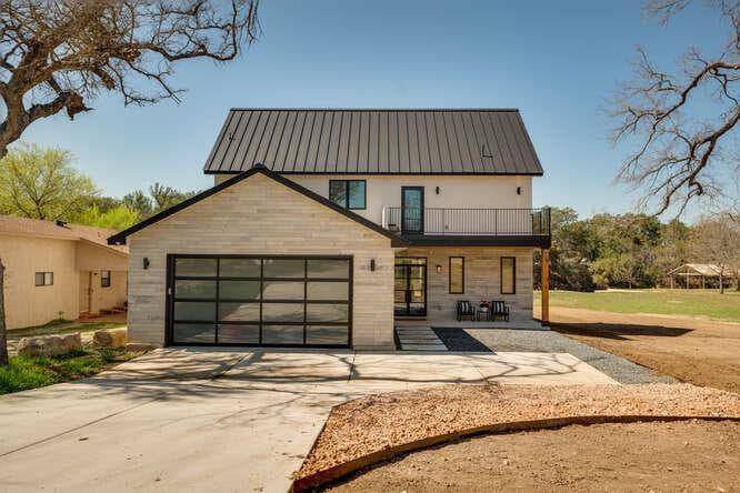 614  Pecan Creek Dr photo 2