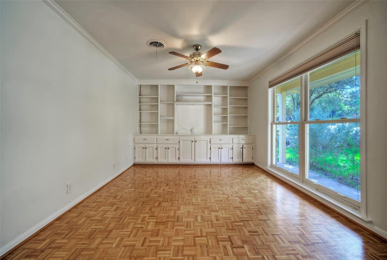 7  Inwood Cir photo 5