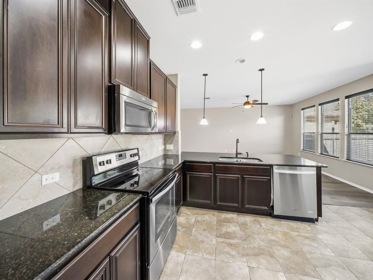 1512 SE Arial Dr photo 6