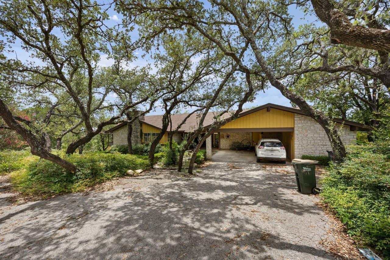 468  Spiller Ln
