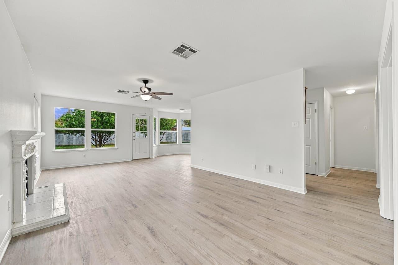 2800  Single Trace Ct photo 5