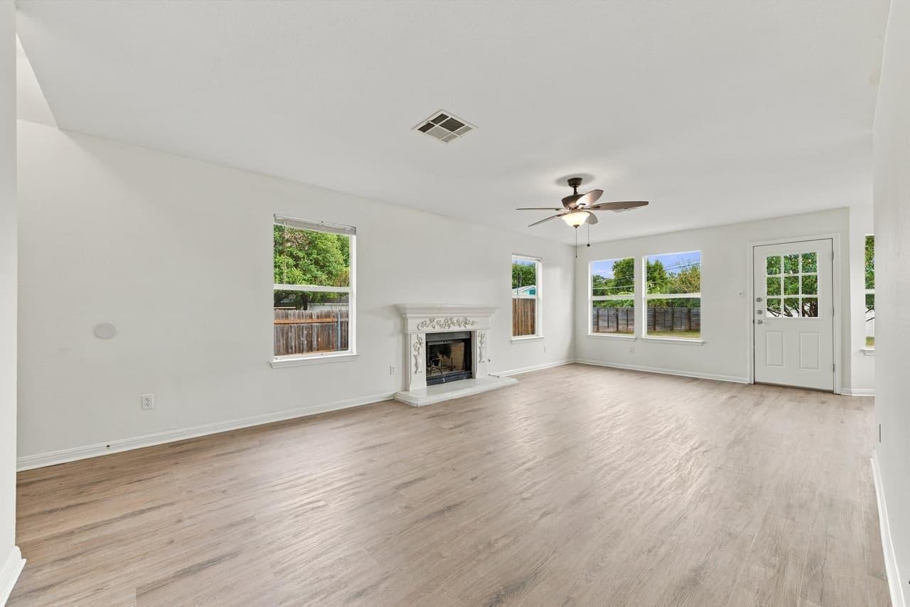 2800  Single Trace Ct photo 6