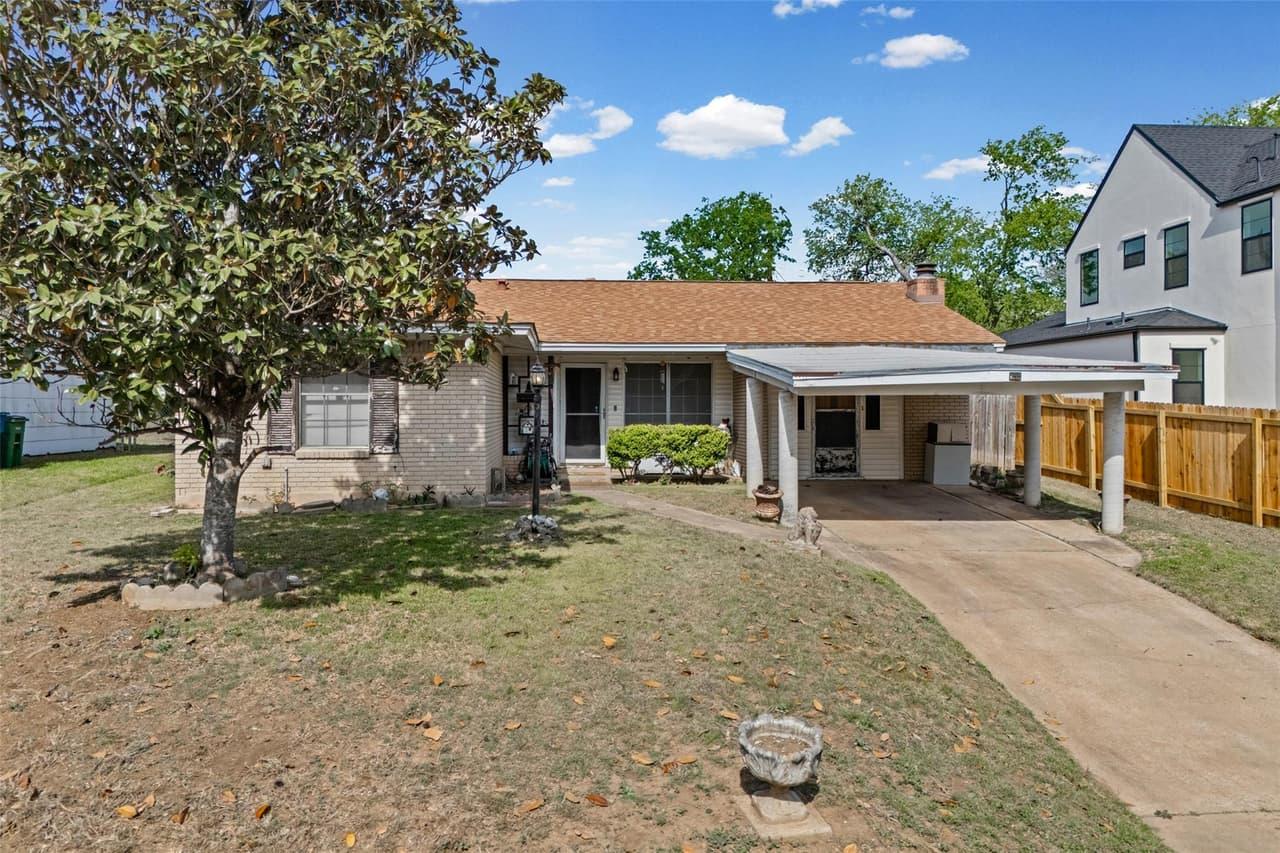 2510  Little John Ln