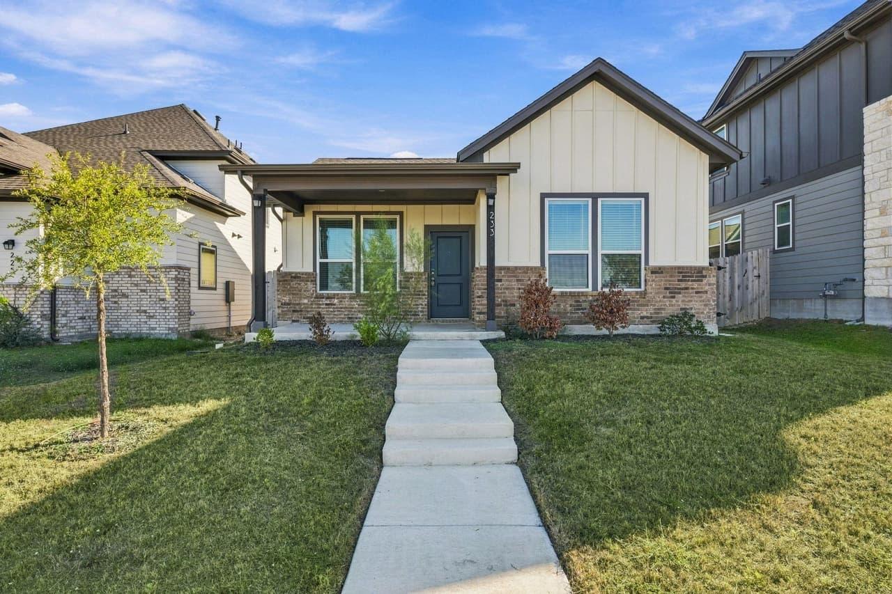 233  Porter Country Pkwy