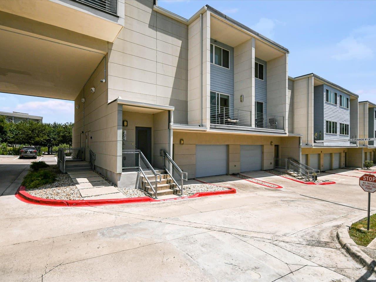 604 N Bluff Dr  #101 photo 5