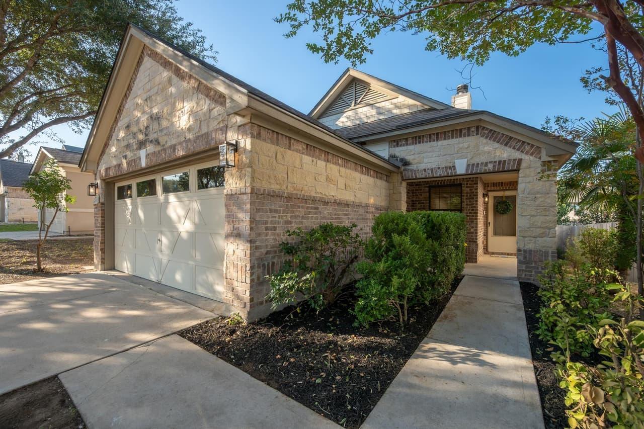 2306  Kuykendall Dr photo 2