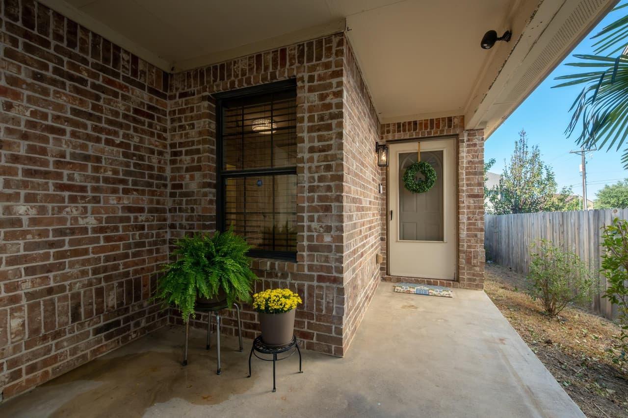 2306  Kuykendall Dr photo 4