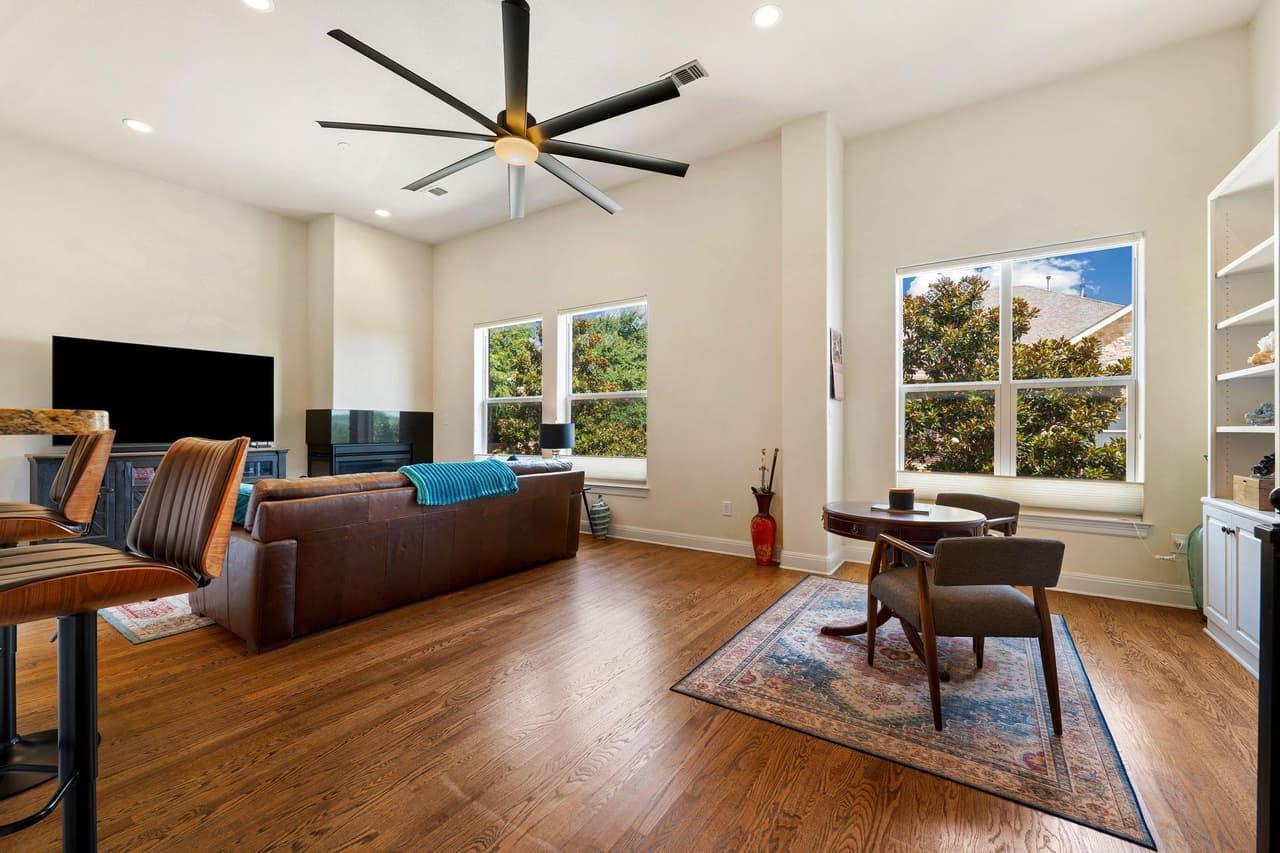 1215  Haven Ln  #102 photo 6