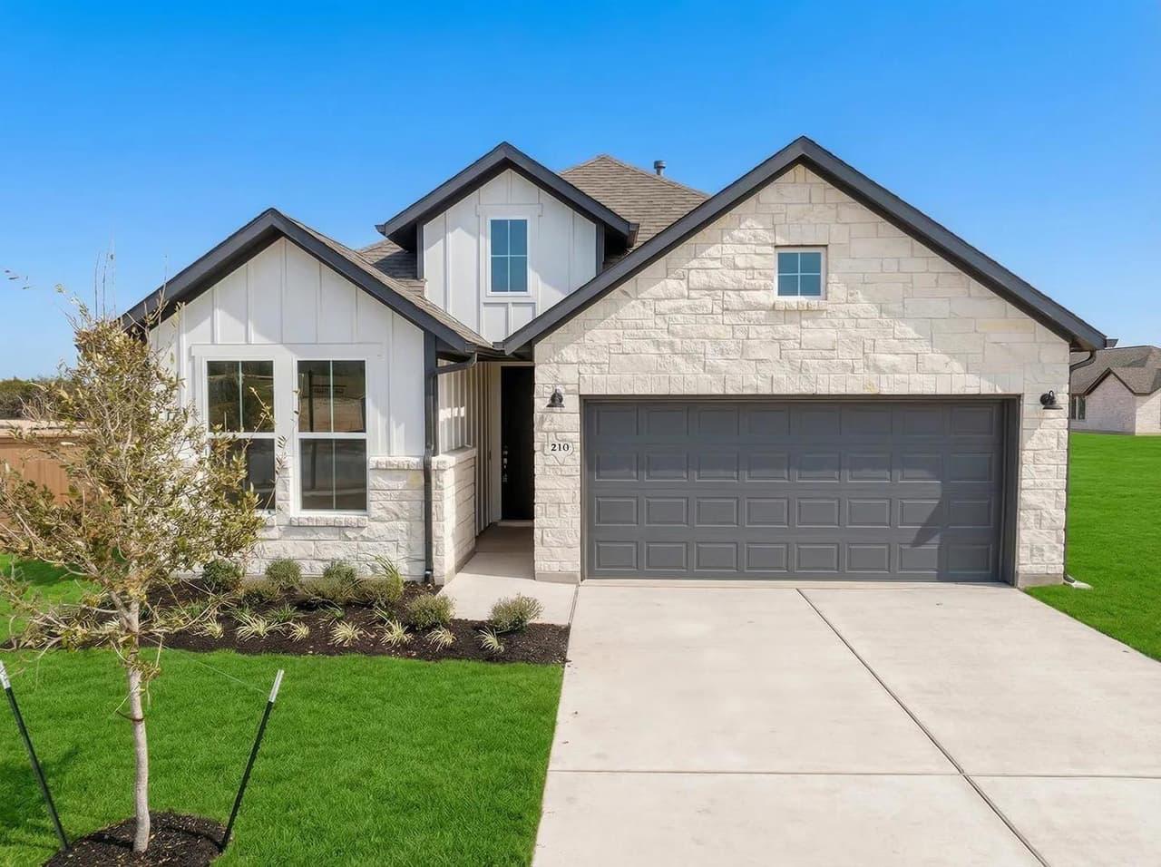 210  Silverbell Ln