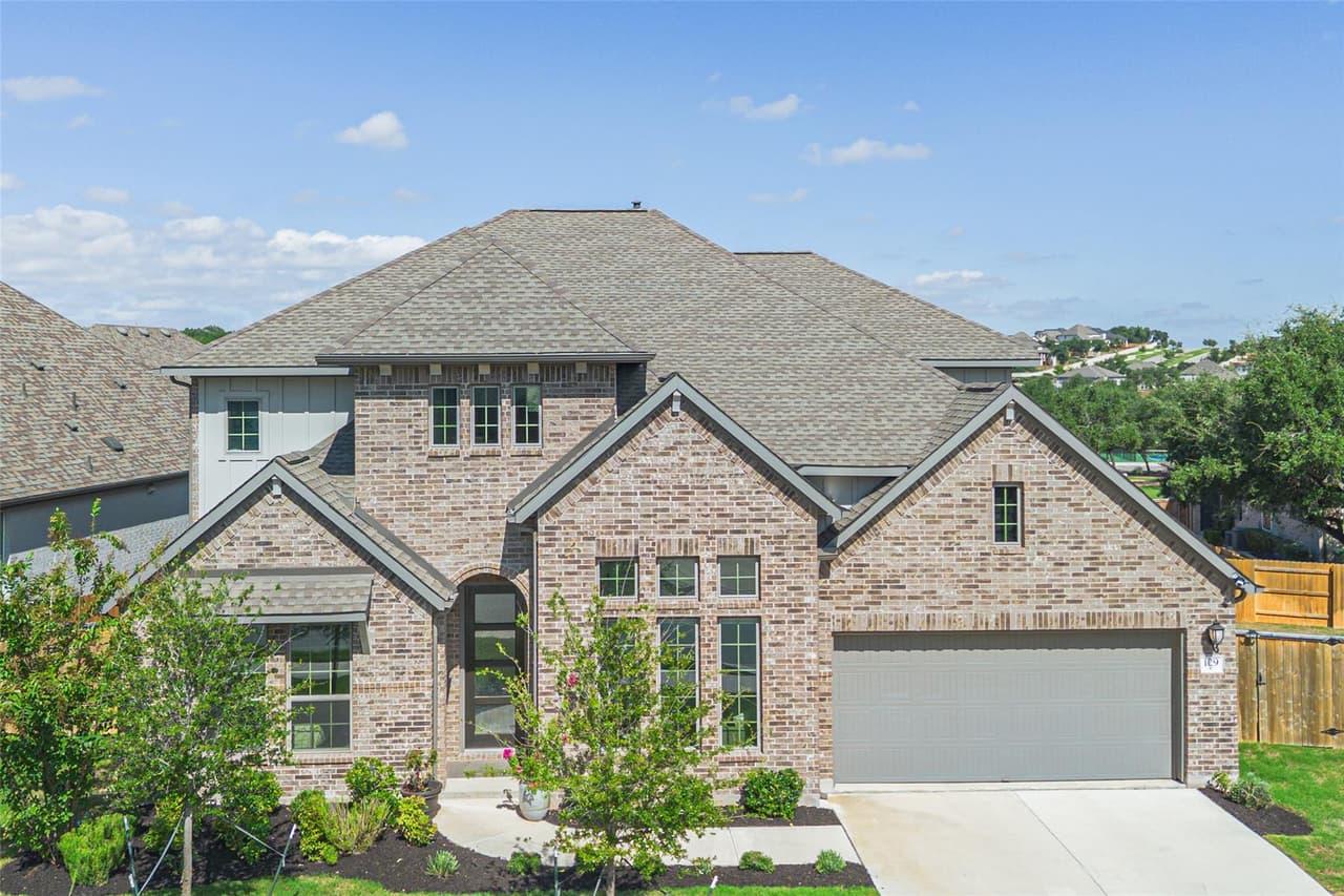 129  Shady Spring Trl photo 4