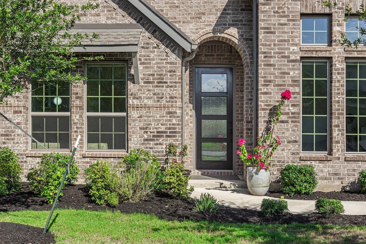 129  Shady Spring Trl photo 6