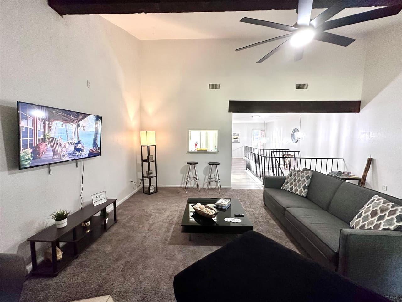 18801  Hogan Cir  #3