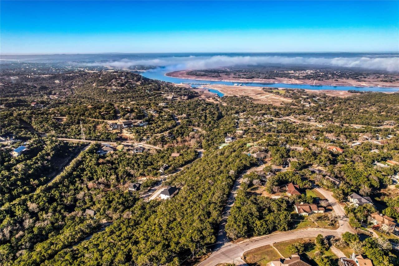 21007  Ridgeview Loop