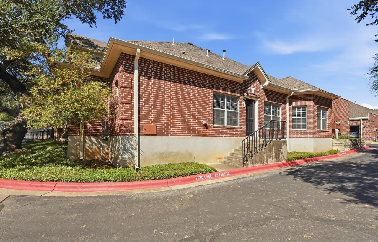 5515  Davis Ln  #1
