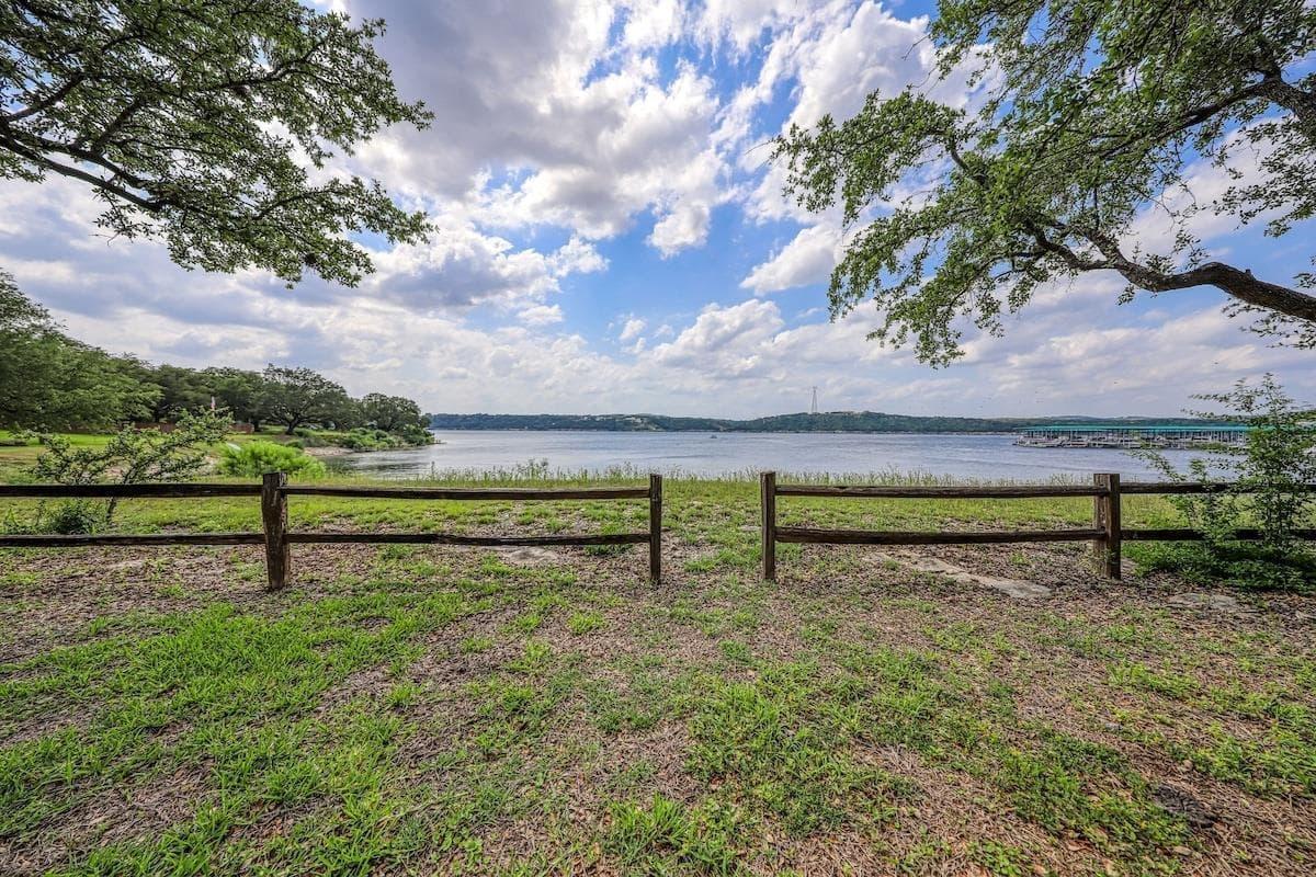 5520 W Beach Cir photo 2