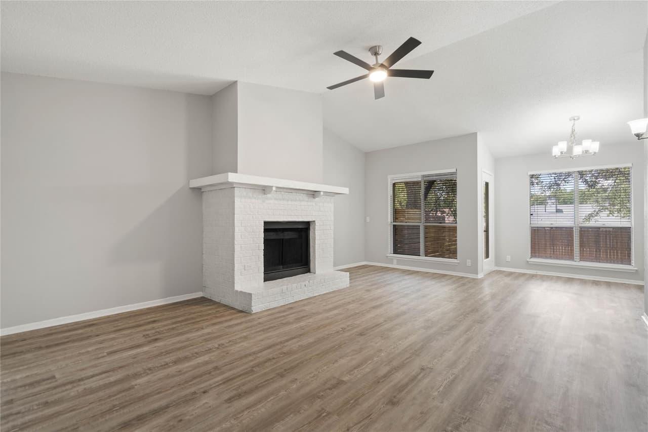 12808  Chromite St photo 6