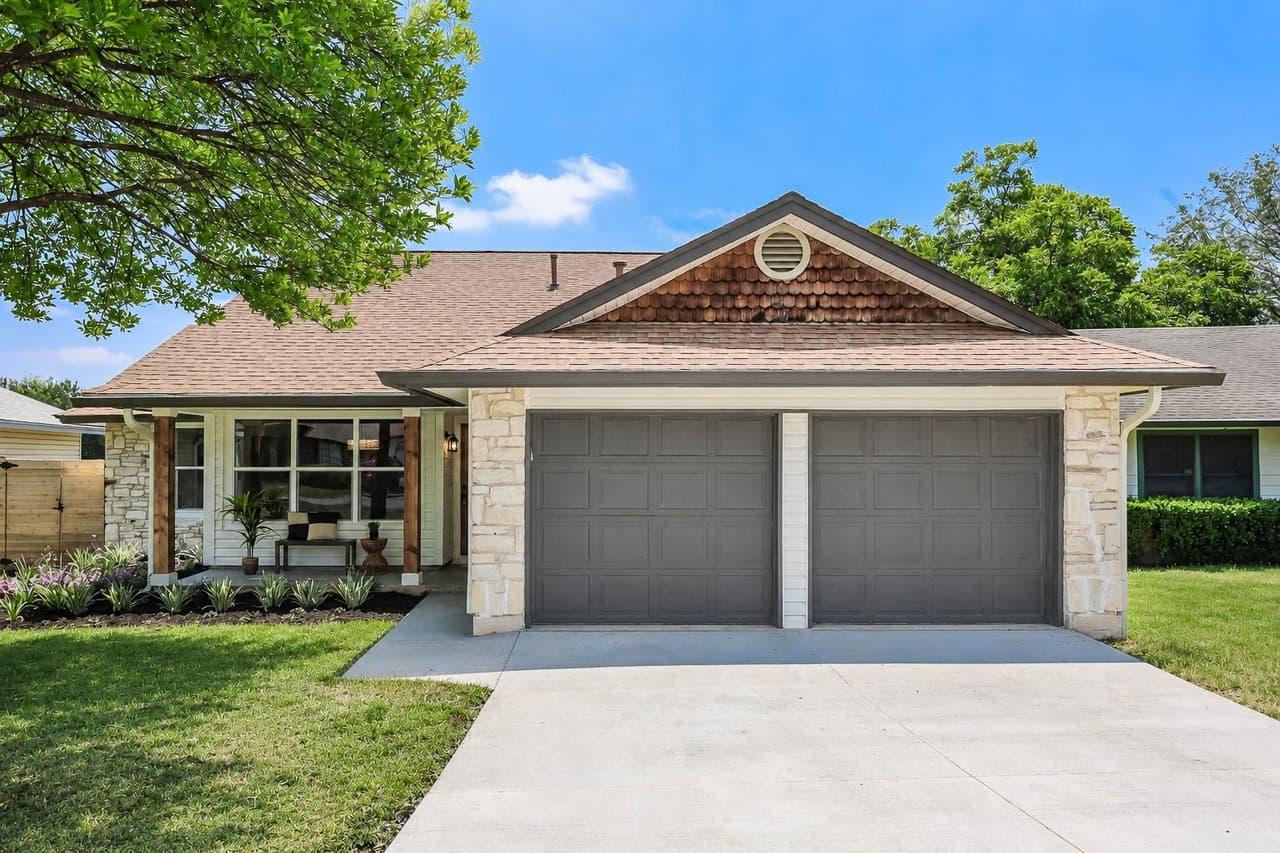 9911  Woodshire Dr