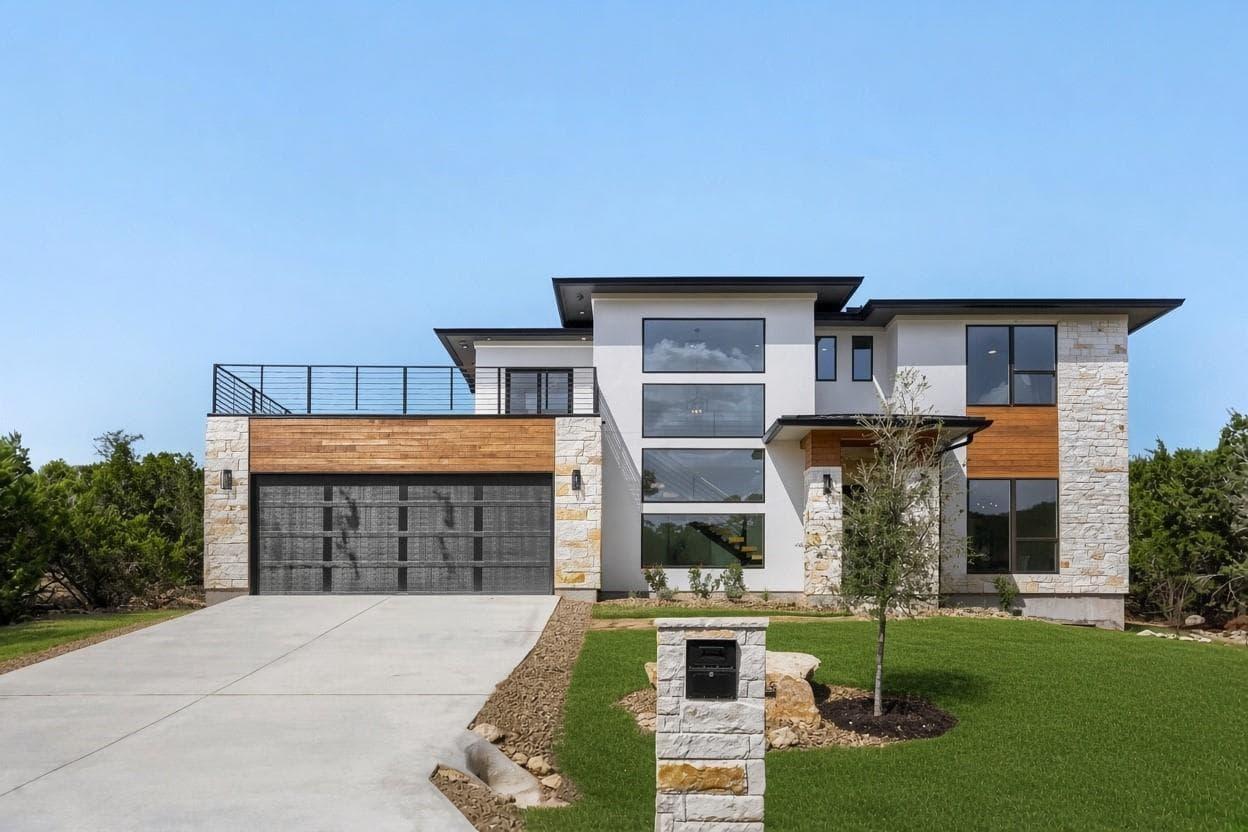 3405  Congress Ave