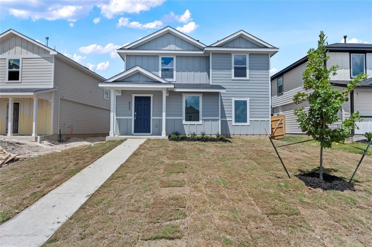 227  Bardwell Way