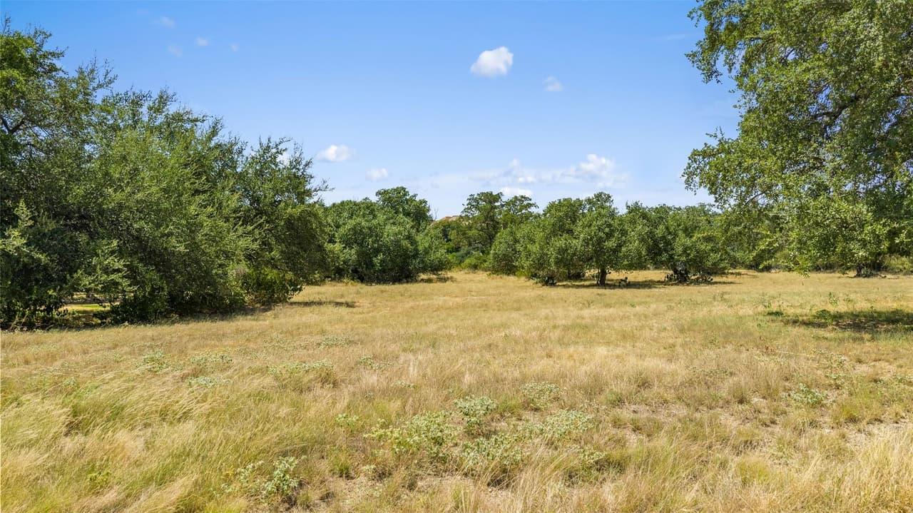 2928  Cliff Overlook None photo 5