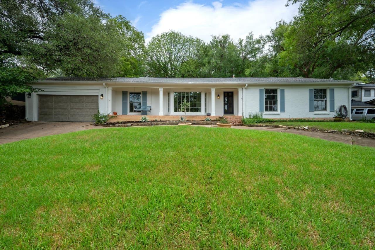 3405  Cascadera Dr photo 4