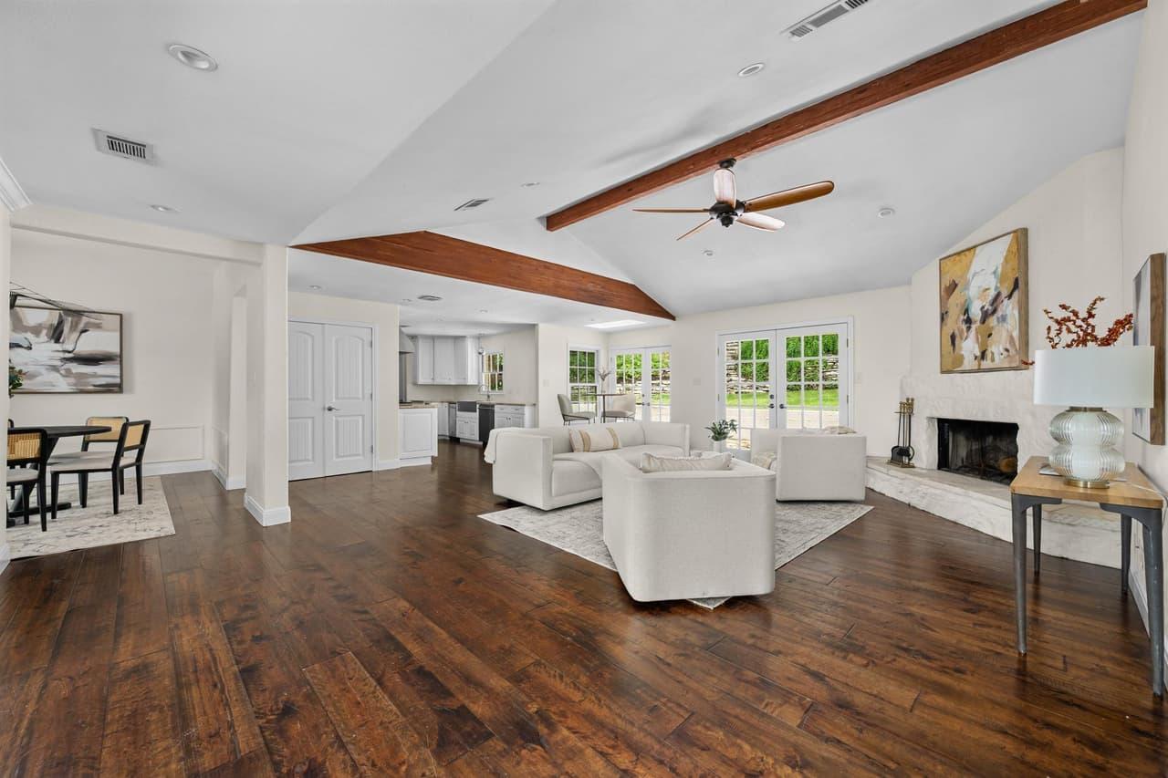 3405  Cascadera Dr photo 5