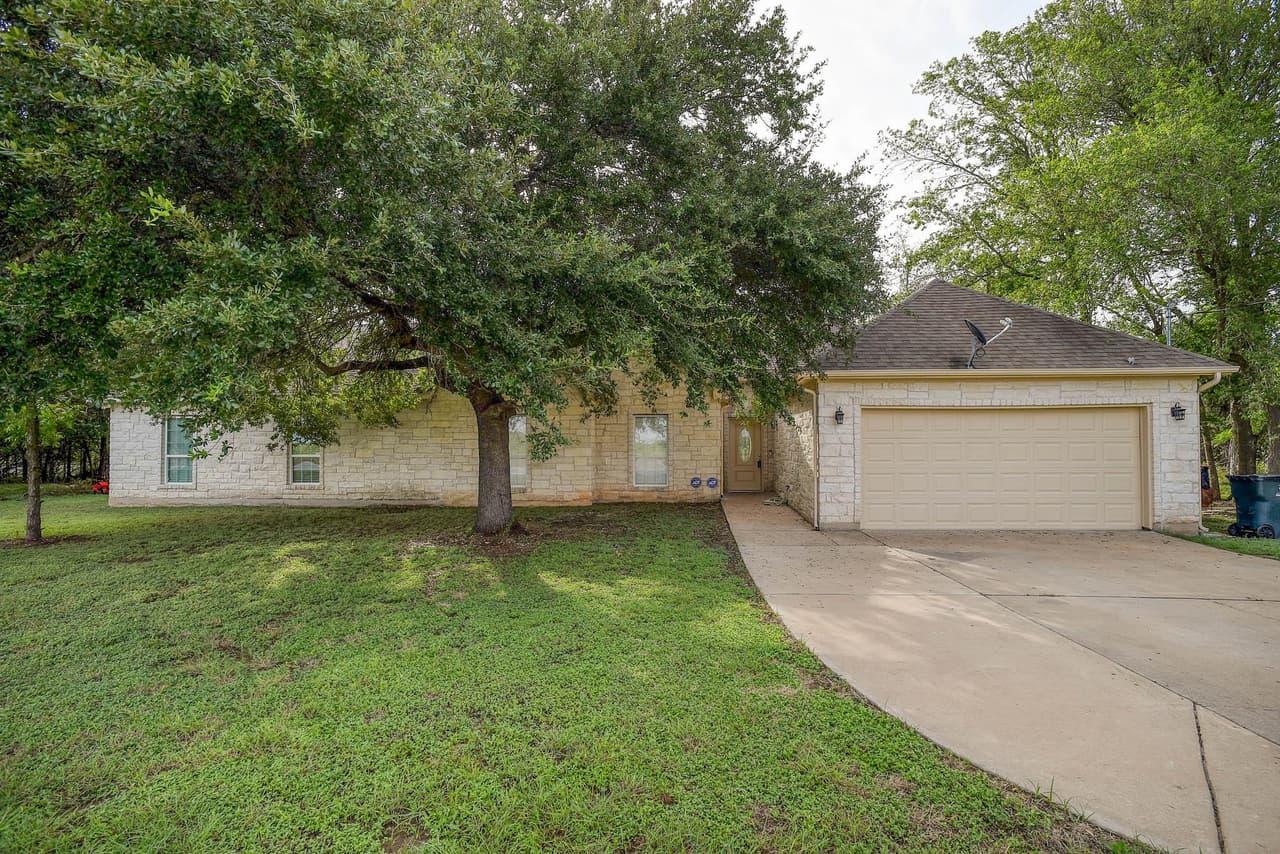 1335  Lovers Ln
