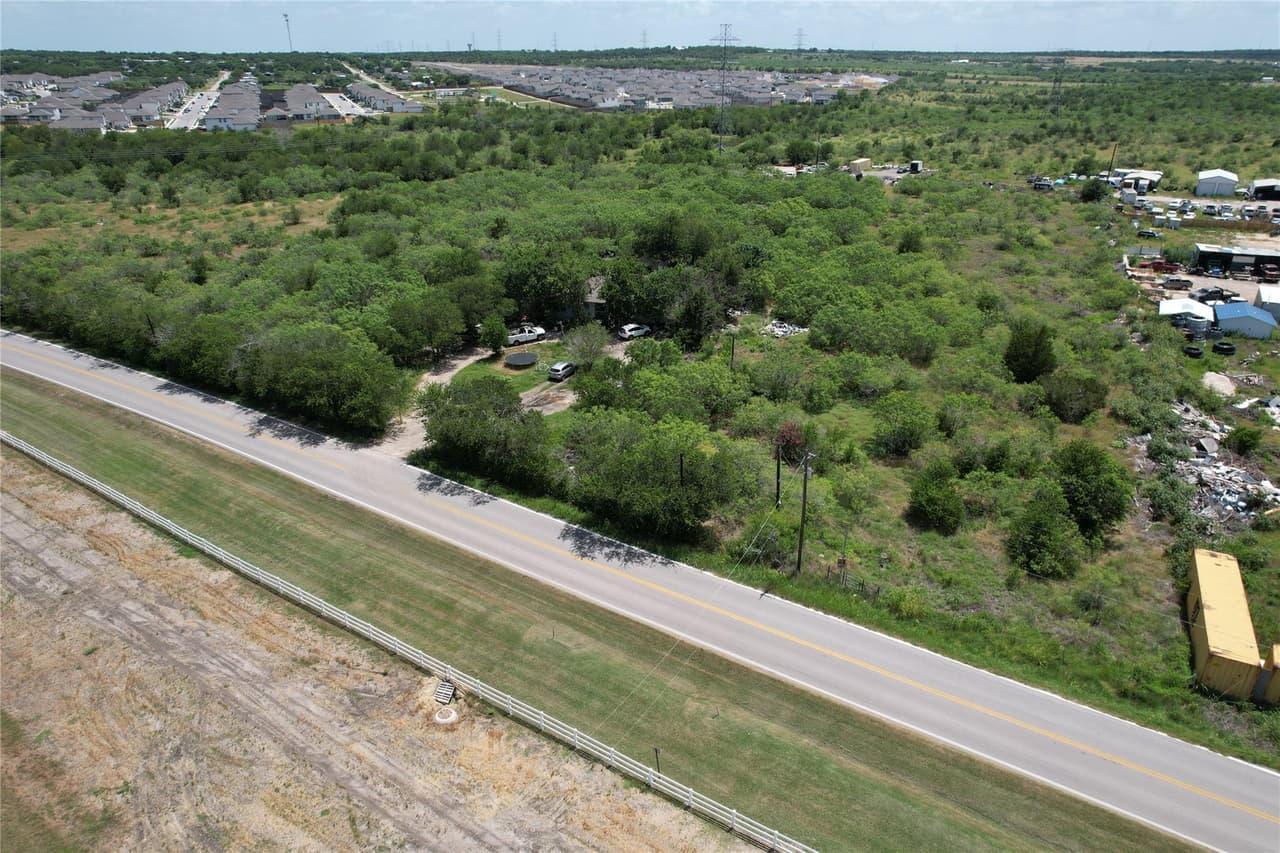 6409  Old Lockhart Rd photo 5