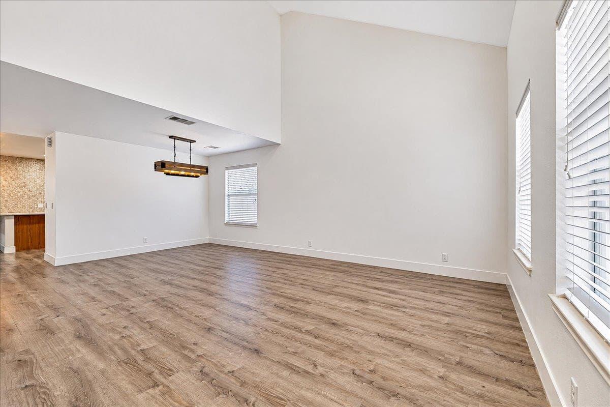 1516  Kenneys Way photo 6