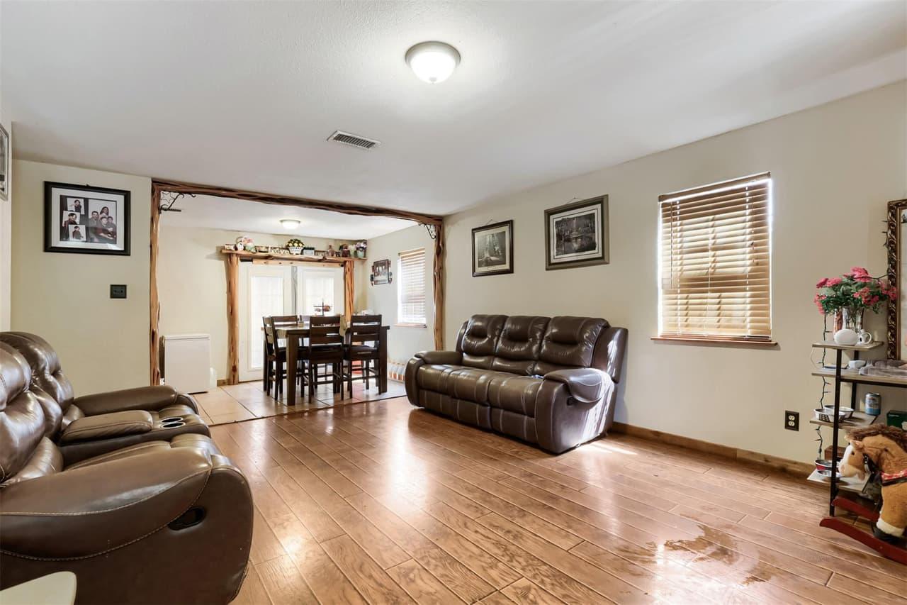 5401  County Road 200 None photo 6