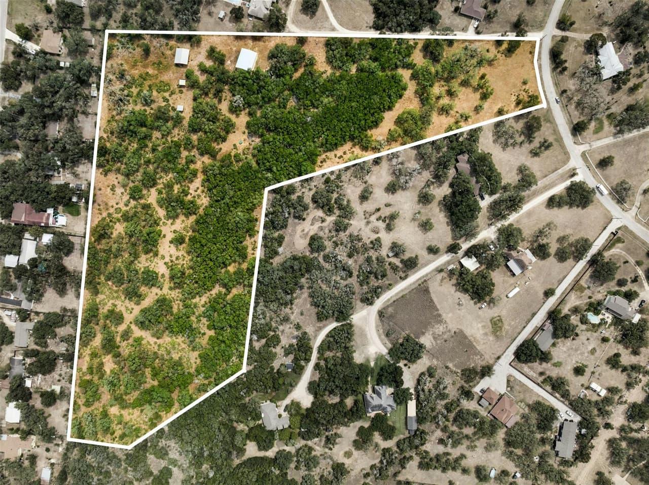 30  Country Oaks Dr