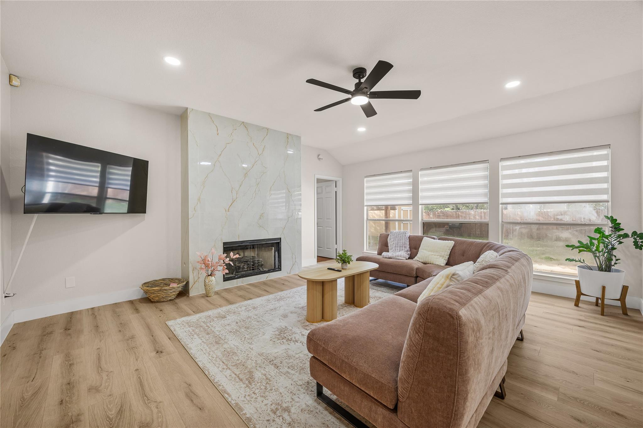 12624  Twisted Briar Ln photo 2