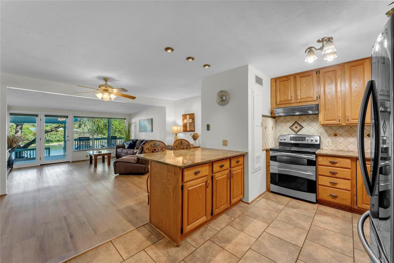 129  Ponderosa Point Dr photo 2