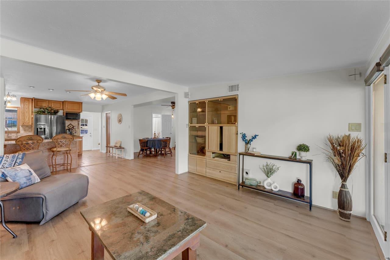 129  Ponderosa Point Dr photo 5