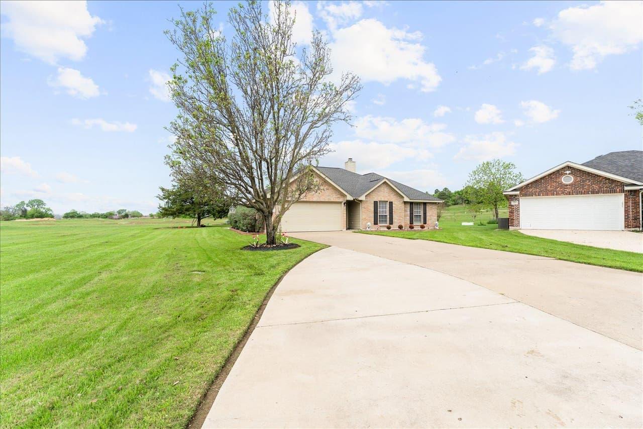 125  Fairway Ct photo 4