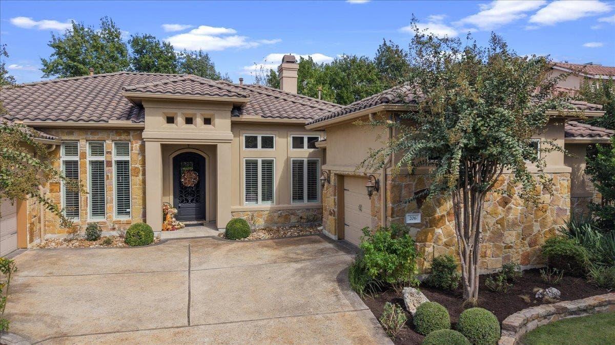 206  Jack Nicklaus Dr photo 2