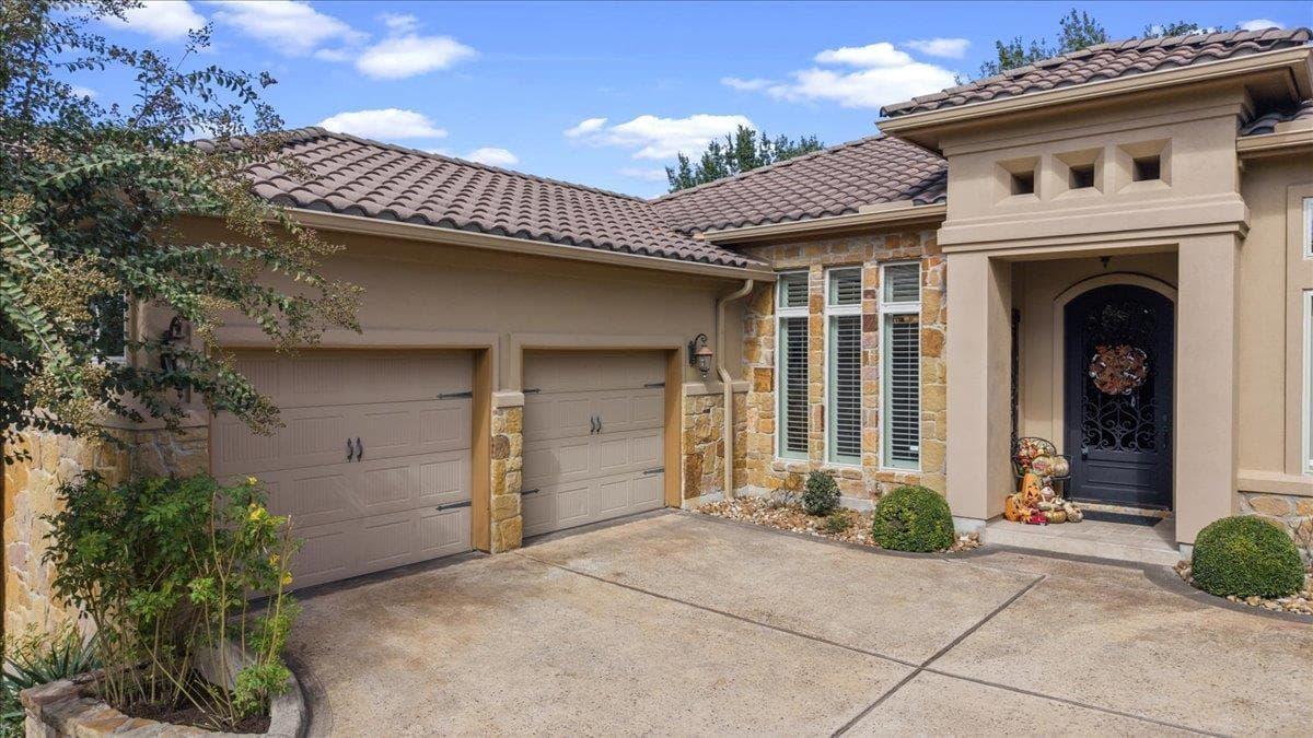 206  Jack Nicklaus Dr photo 3