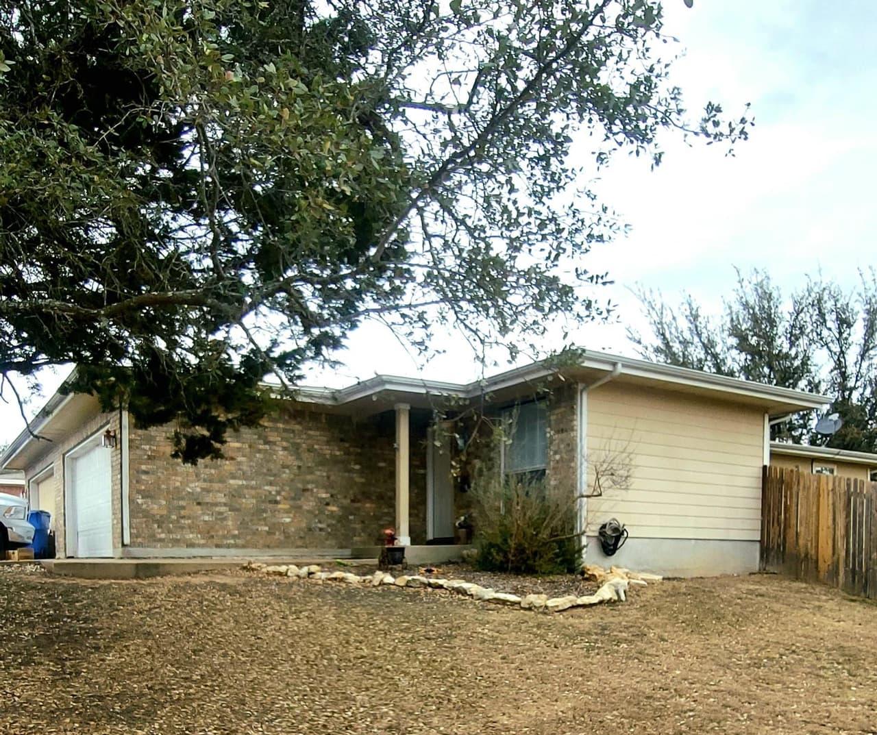 21637  Boggy Ford Rd photo 4