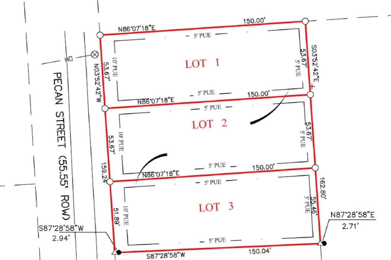 2105  Pecan St photo 3