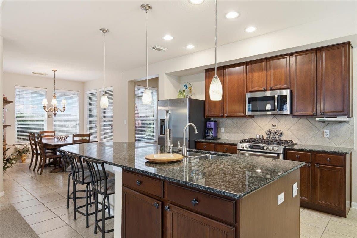 5116  Scottish Thistle Dr photo 3