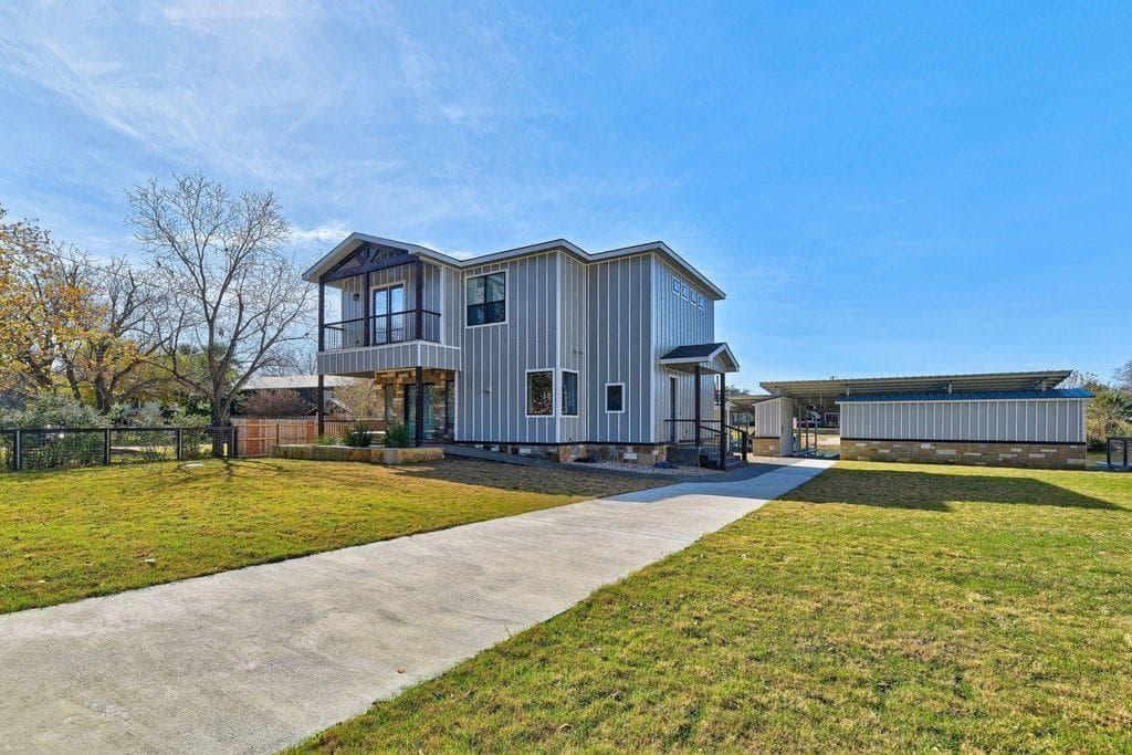 1506  Hill Top Dr  #A & E photo 3