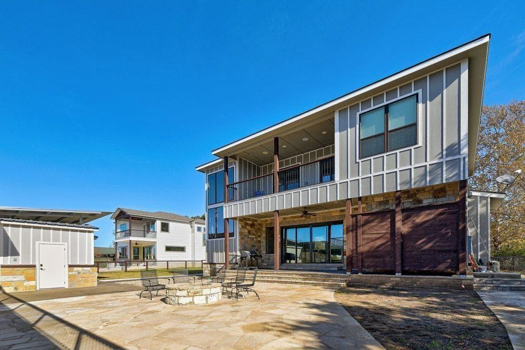 1506  Hill Top Dr  #A & E photo 4