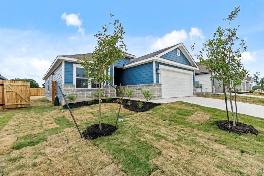 209  Bucking Ln
